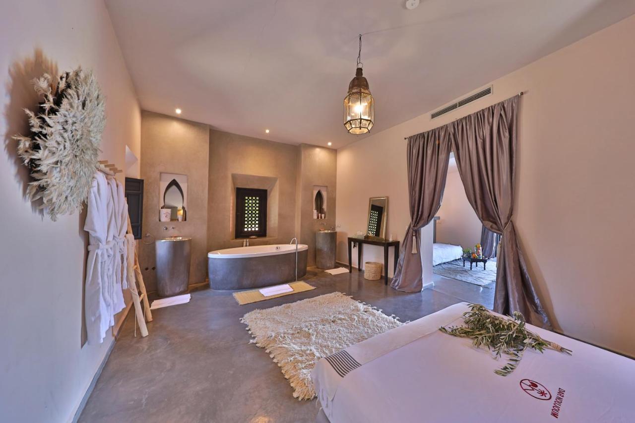 Hotel Dar Noujoum Ait Bou Zguia Exteriér fotografie