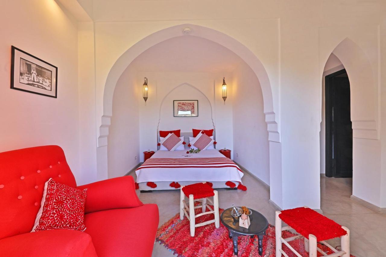 Hotel Dar Noujoum Ait Bou Zguia Exteriér fotografie